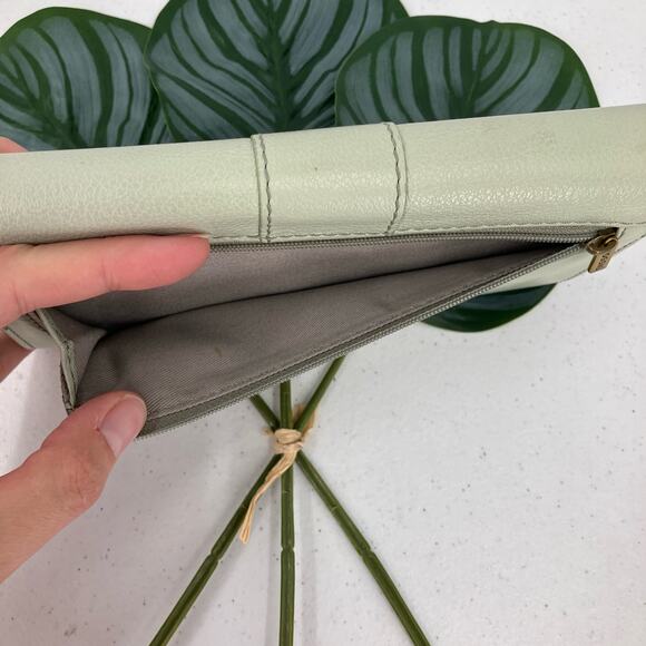 Fossil Mint Green Brass Bifold Zip Around Snap Cow Hide Leather Pockets Wallet - Picture 7 of 10